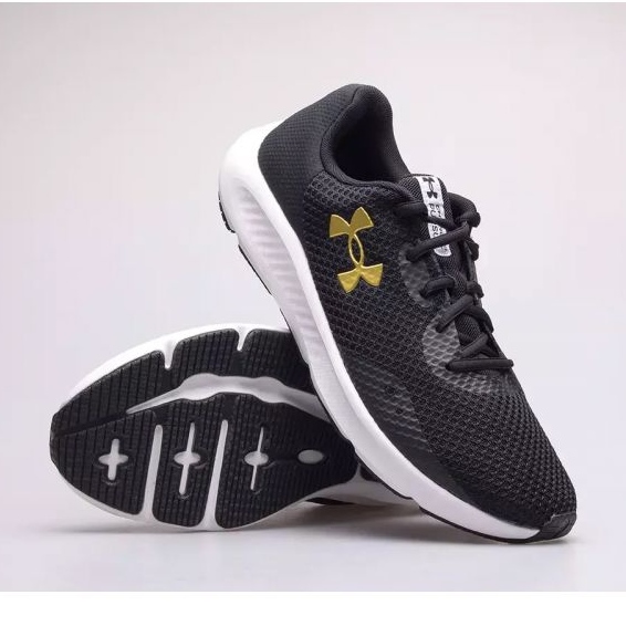 Under Armour M 3024878-005 skor svart 1