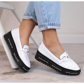 Skinnbekväma genombrutna slip-on skor vita S.Barski LR27750 1