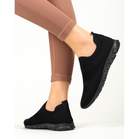 Shelovet sportskor i svart genombrutet tyg 1