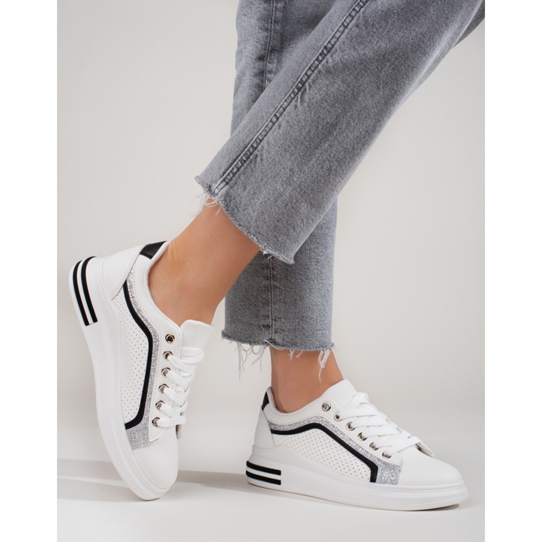 Shelovet sneakers för kvinnor på en hög plattform vita 1