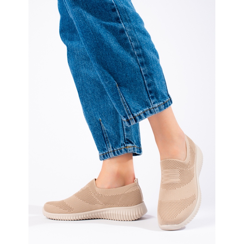 Shelovet beige lätta sportskor i textil 1