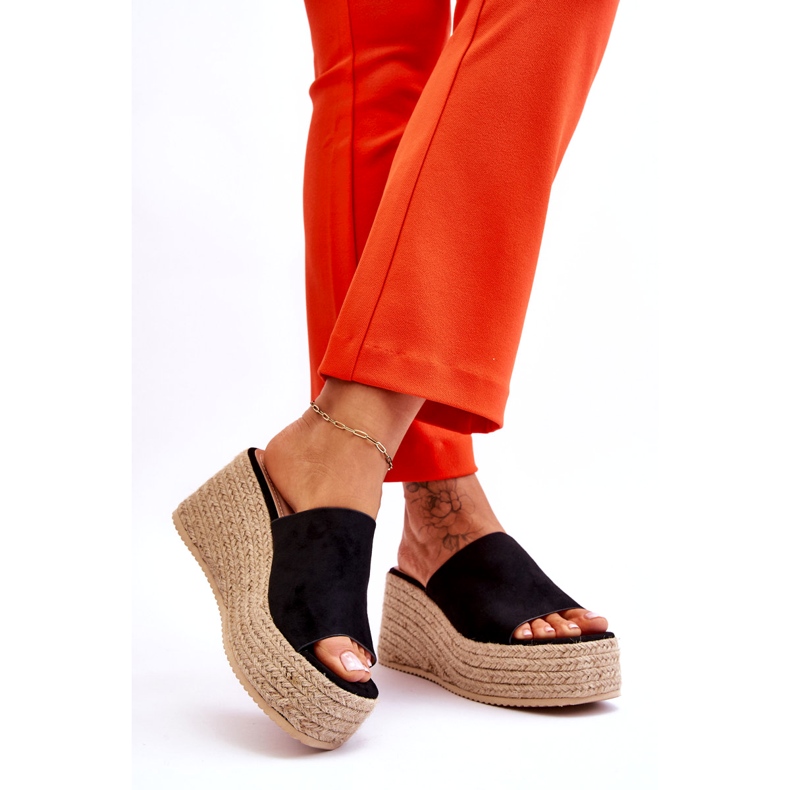 FS1 Damtofflor med kil och plattform Svart Ysabel 3