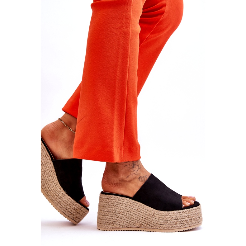 FS1 Damtofflor med kil och plattform Svart Ysabel 4