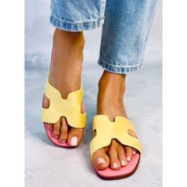 Kalani Gula damtofflor 2