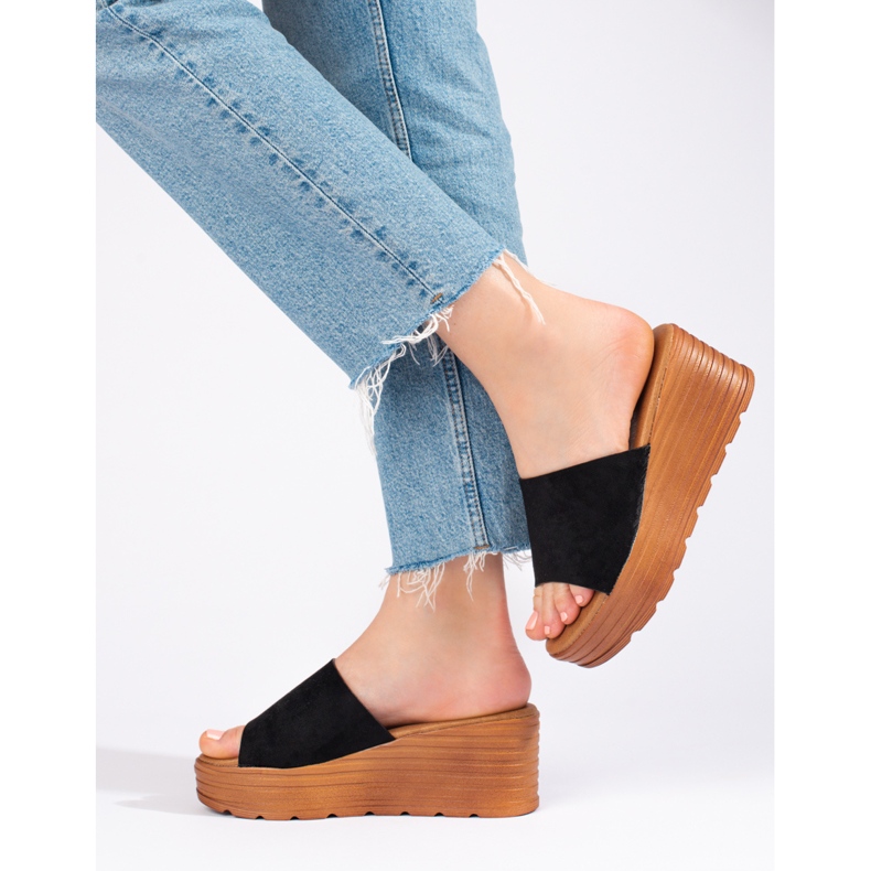 Svarta Shelovet-tofflor i mocka med kil för kvinnor 1