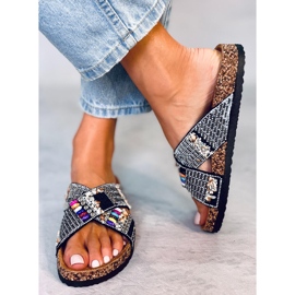 BM Rezai svart pärlglas kork 1