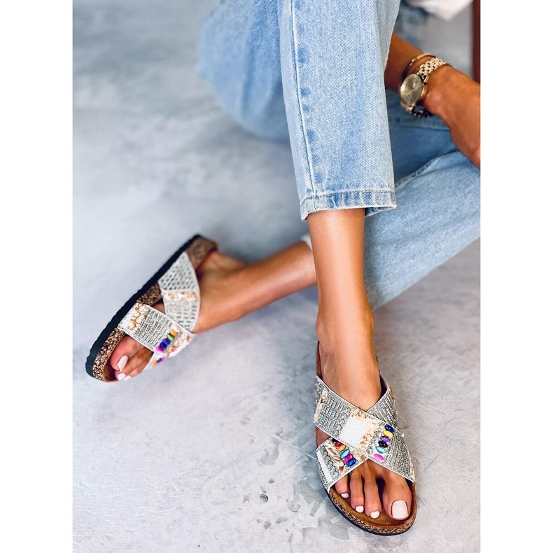 BM Rezai Vit pärlglas kork 2