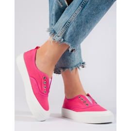 Rosa plattform slip-on sneakers från Shelovet 2