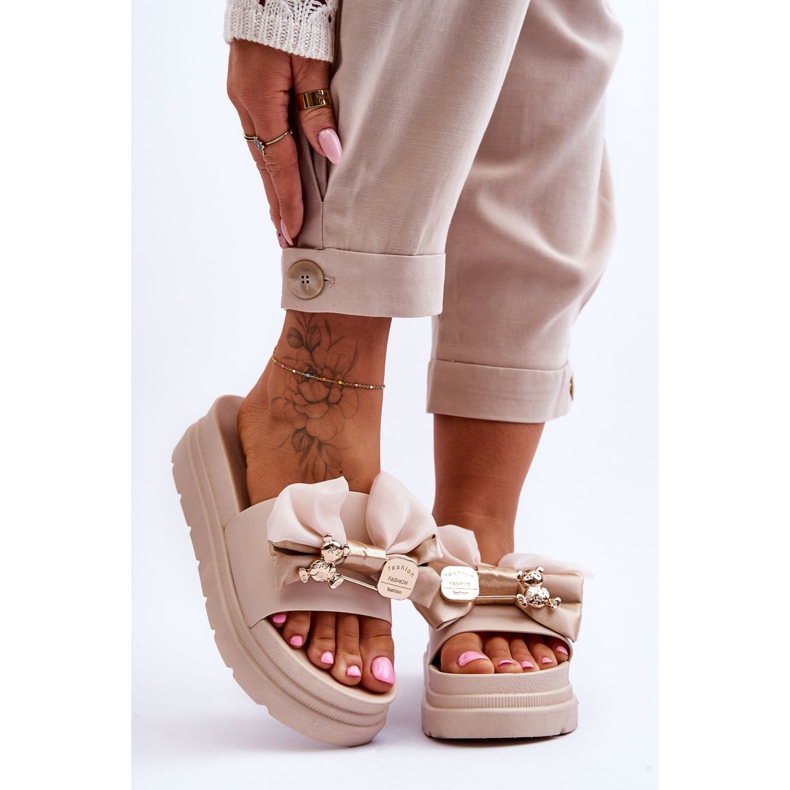 PE1 Tofflor Med Rosett Och Dekorativ Teddy Beige Suzy 1
