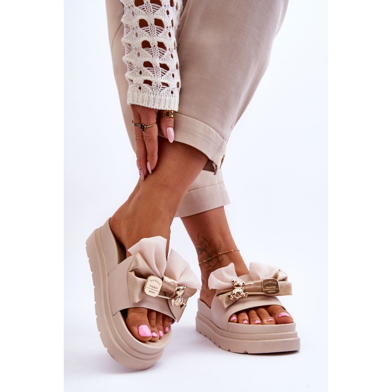 PE1 Tofflor Med Rosett Och Dekorativ Teddy Beige Suzy 2