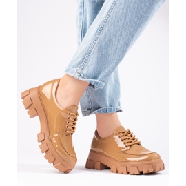 Shelovet beige snörsko med snörning 1