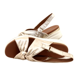 Caprice Platino metalllädersandaler 9-28300-20 959 gyllene 7