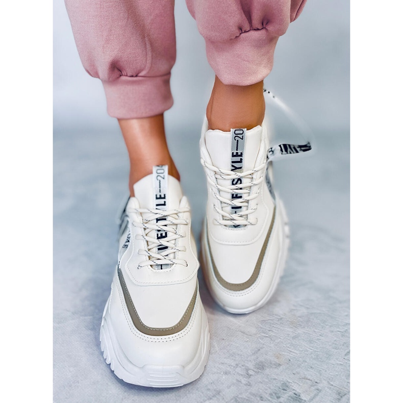 BM Kiraly Beige sneakers 1