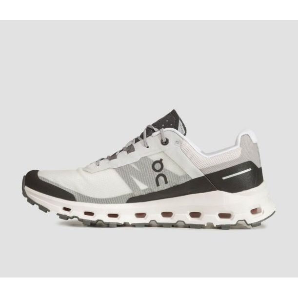 Löparskor On Running Cloudvista W 6499058 vit 1