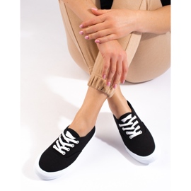 Klassiska damsneakers med snörning Shelovet svart 1