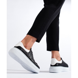 Svarta klassiska damsportskor från T.Sokolski 1