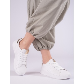 Vita bekväma Shelovet sportskor för dam 1