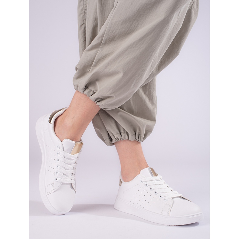 Vita bekväma Shelovet sportskor för dam 1