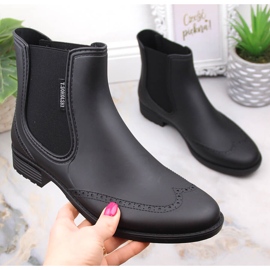 Damvattentäta slip-on stövlar svarta T.Sokolski KAL23-01 1