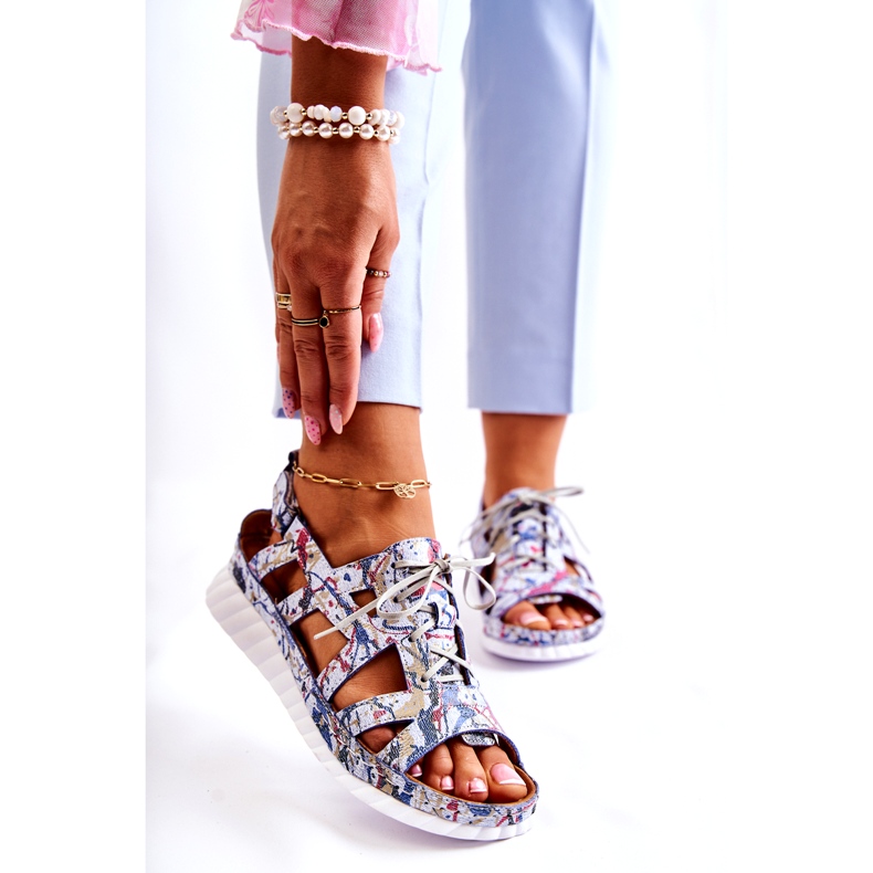 Maciejka Lädersandaler för kvinnor med kardborreband 05375-06 Blå 1