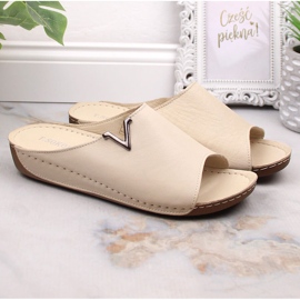 Damtofflor i beige läder T.Sokolski L22-301 3
