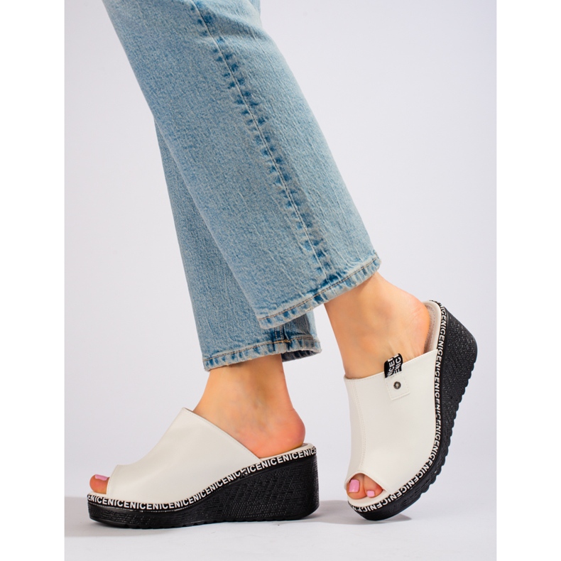 Vita Shelovet wedge tofflor för kvinnor 1