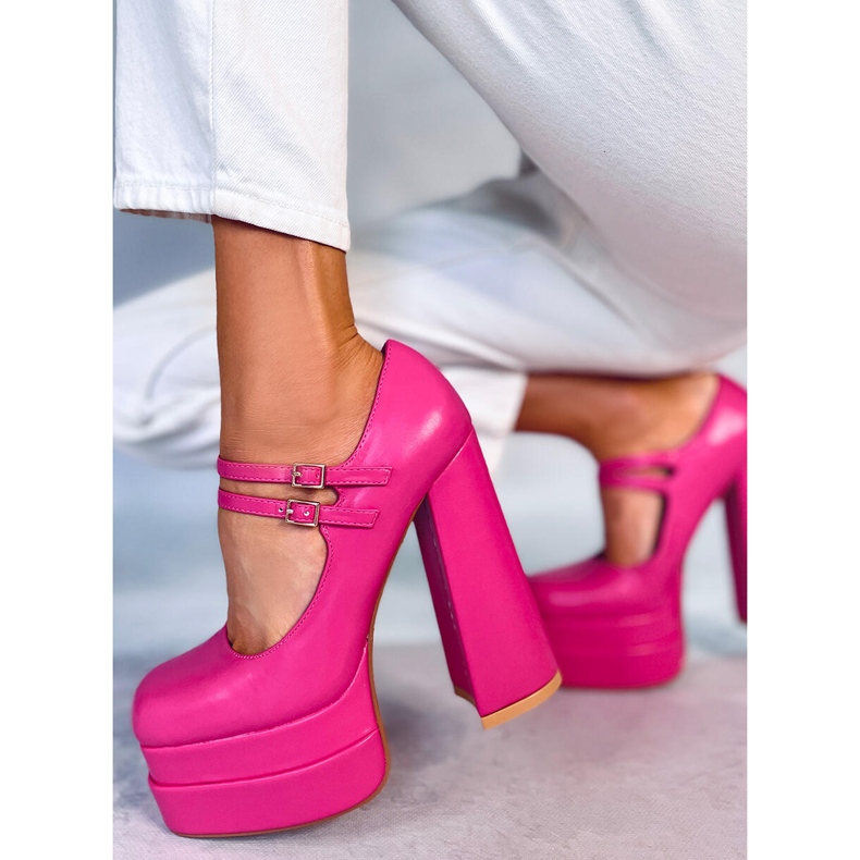 Loit Fuchsia spannmålsplattformspumpar rosa 1