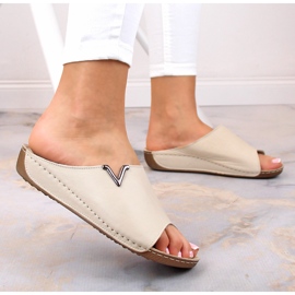 Damtofflor i beige läder T.Sokolski L22-301 6