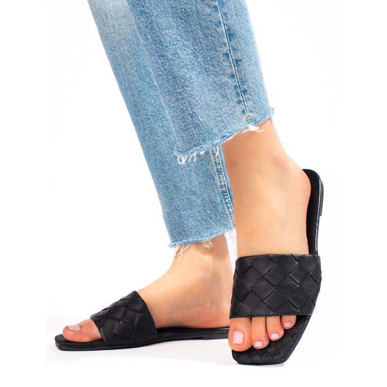 Goodin Svarta Eco Leather Tofflor 1