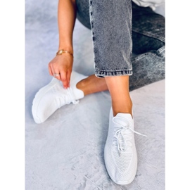 Dambro H/VIT strumpa sportskor 2