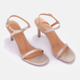 Marco Shoes Högklackade sandaler gyllene 1