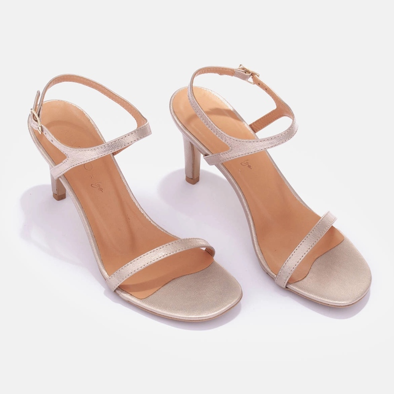 Marco Shoes Högklackade sandaler gyllene 1