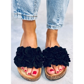 BM Korktofflor med blommor från Brice Black svart 2