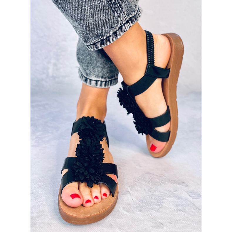 BM Astaire svarta blomsandaler 1