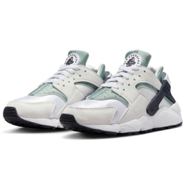Nike Air Huarache Mica Green W DH4439 110 skor vit 1