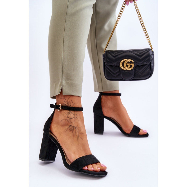 Klassiska mockasandaler för kvinnor Svart Passo 2