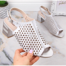 Genombrutna sandaler med silverklack för kvinnor Jezzi MR1954A-14 1