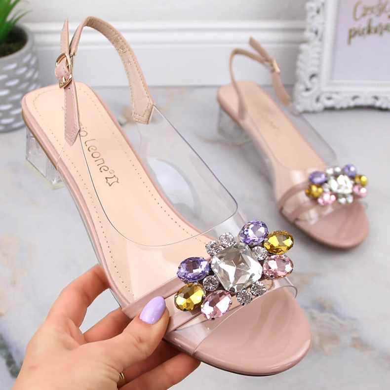 Genomskinliga lågklackade sandaler med beige kristaller Sergio Leone SK047 1