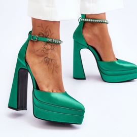 Fashionabla Pumps På En Klack Grön Santoro 2