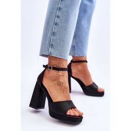 Satin Sandaler På Massiva Klackar Svart Eternity 2