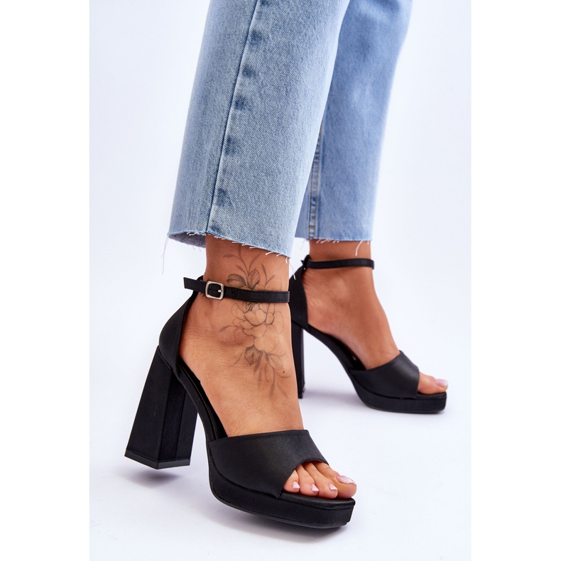 Satin Sandaler På Massiva Klackar Svart Eternity 2