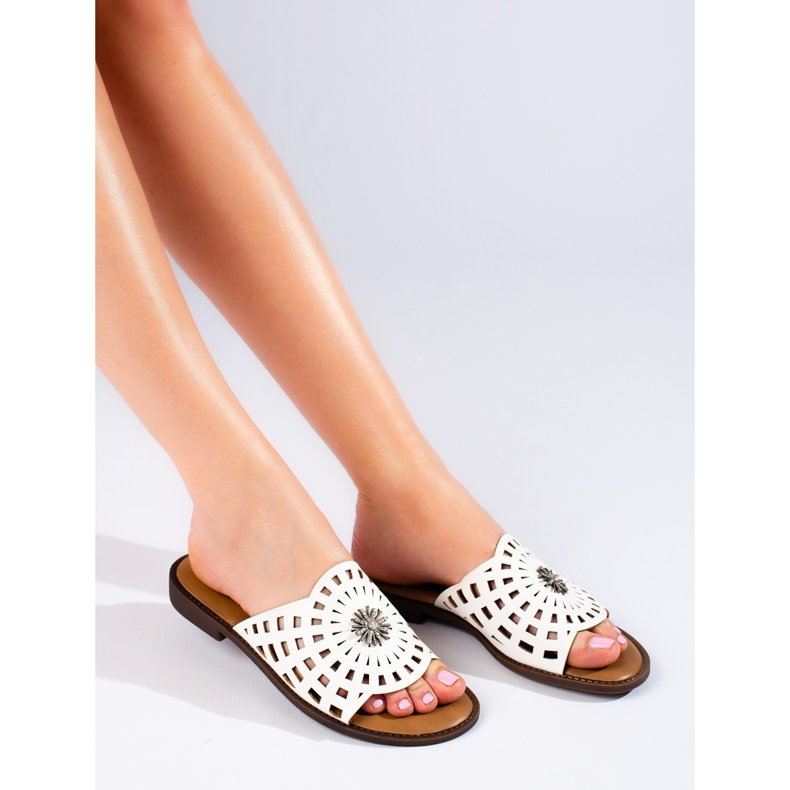 W. Potocki Genombrutna vita tofflor för kvinnor från Potocki 1