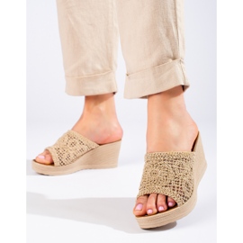 W. Potocki Kilsandaler för kvinnor med genombrutet bälte, beige Potocki 2