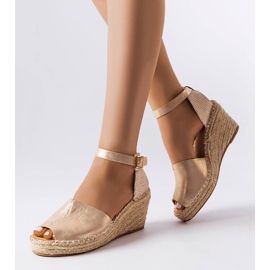 BM Gold wedge espadrilles från Trails gyllene 1