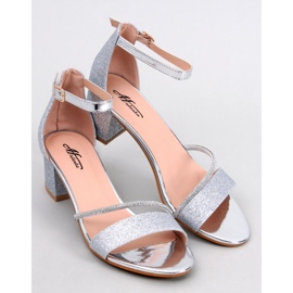 Altidore Silver sandaler med låg klack 1