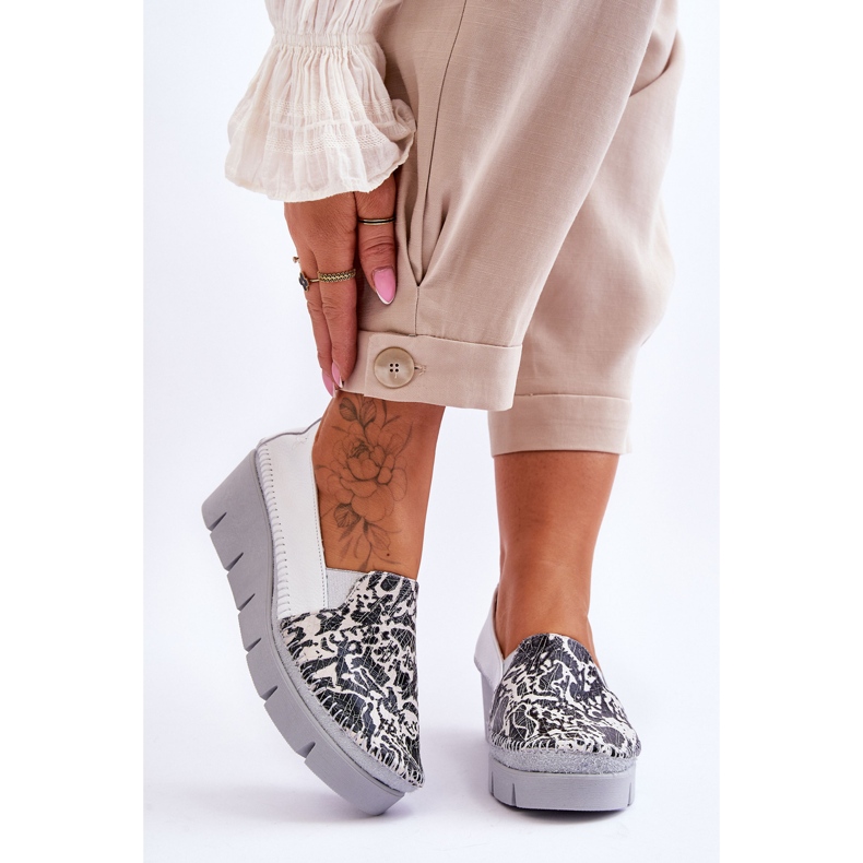 Läder Wedge Sneakers Maciejka 5814A-11 Vit-Svart 1