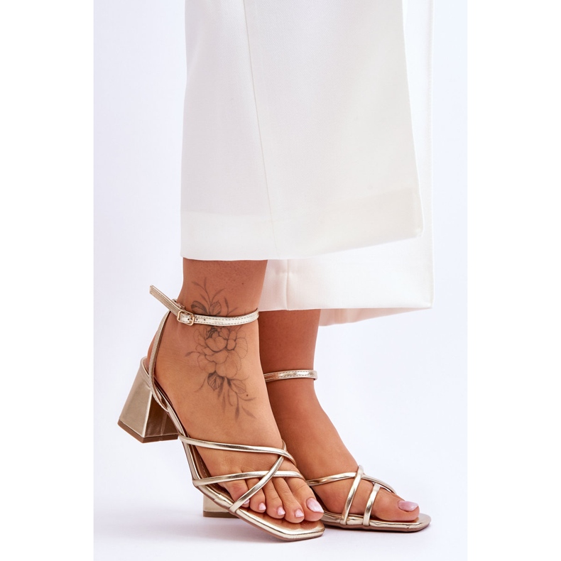 FB2 Fashionabla Golden Felisa sandaler med hög klack gyllene 1