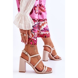 Florentina beige läderhälsandaler 2