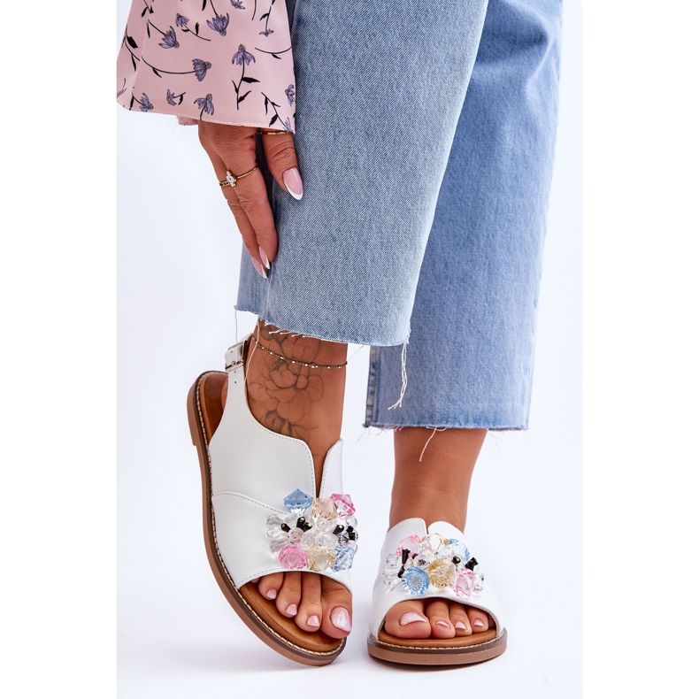 Vinceza Kvinnors lädersandaler med stenar Vit Mersea svart 1