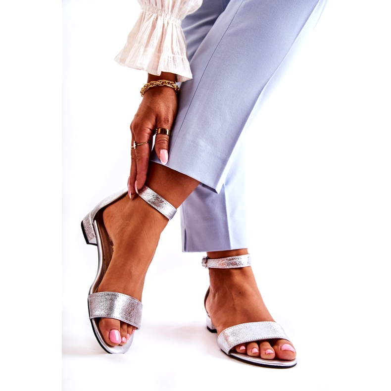 Alberto Violli Kvinnors silverläder sandaler 1